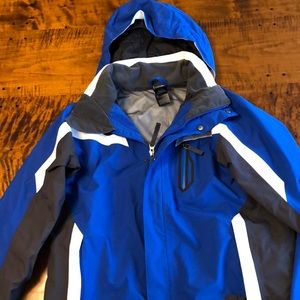 Boys’ large 14/16 The North Face shell jacket
